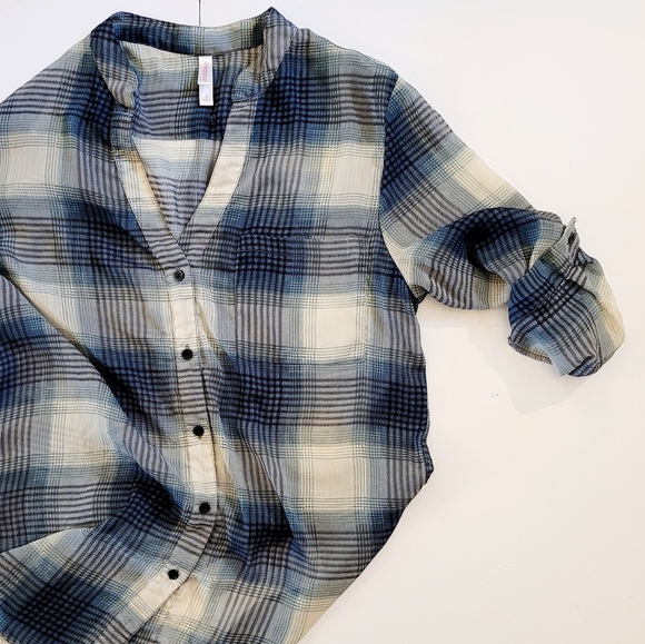 Sheer plaid longsleeve - Picture 8 of 12